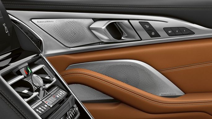 BMW M850i xDrive, interior, Bowers & Wilkins Diamond Surround Sound System. BMW M850i xDrive, interior, Bowers & Wilkins Diamond Surround Sound System.
