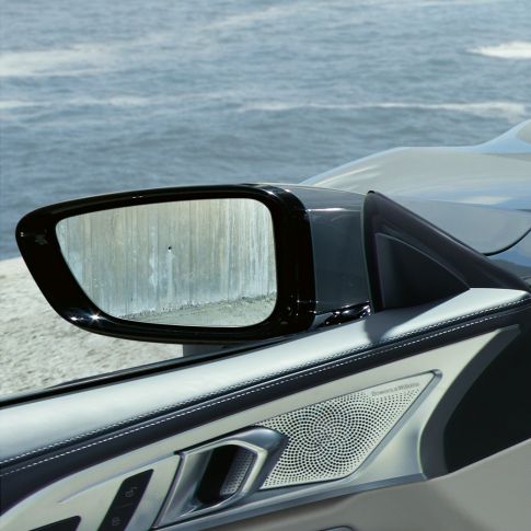 BMW M850i xDrive, Bowers & Wilkins Diamond Surround Sound System. BMW M850i xDrive, Bowers & Wilkins Diamond Surround Sound System.