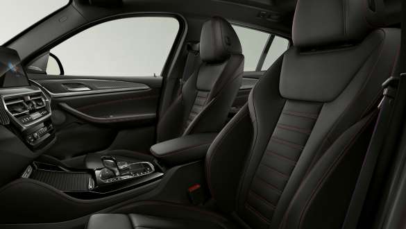 Sport seats for driver and front passenger BMW X4 M40i M40d G02 LCI 2021 BMW X4 M40i M40d G02 LCI 2021 Facelift Sport seats for driver and front passenger