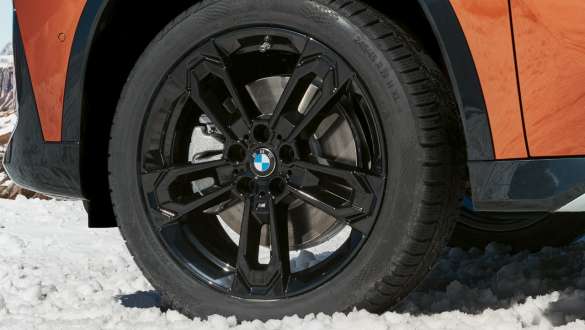 19" M light alloy wheel Double-spoke 871 M Jet Black BMW Autumn Winter Accessories 19" M light alloy wheel Double-spoke 871 M Jet Black