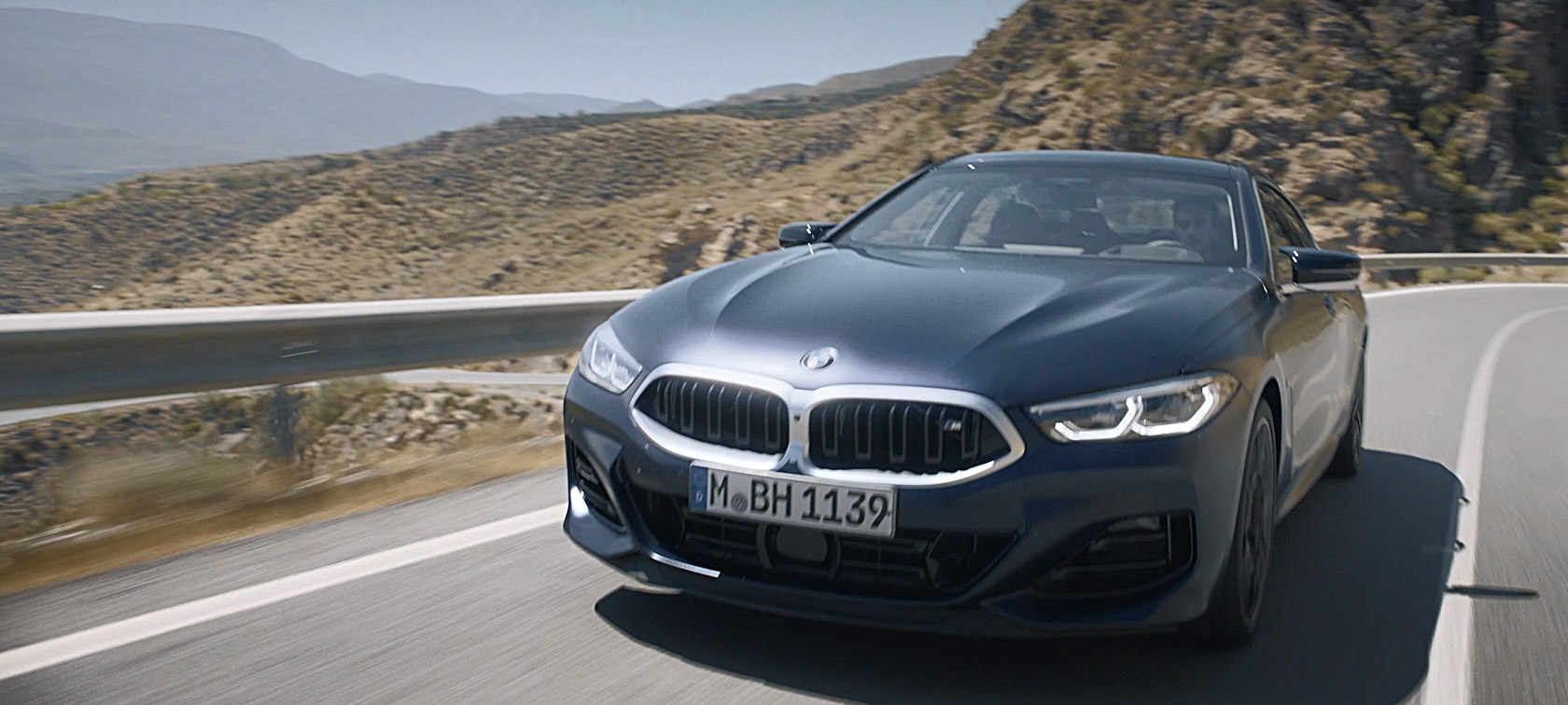 BMW 8 Series Gran Coupé G16 LCI Facelift 2022 driving dynamics in the video BMW 8 Series Gran Coupé G16 LCI Facelift 2022 driving dynamics in the video