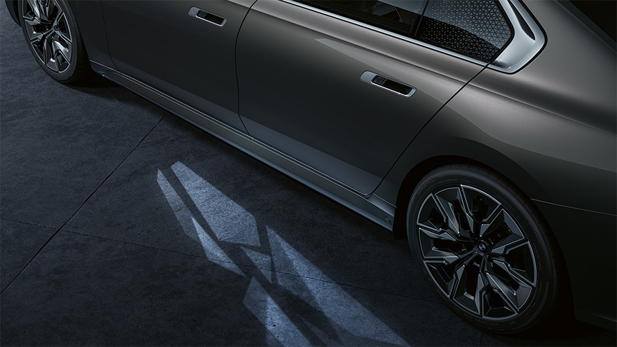 BMW i7 Sedan G70 Exterior Welcome Light carpet 
