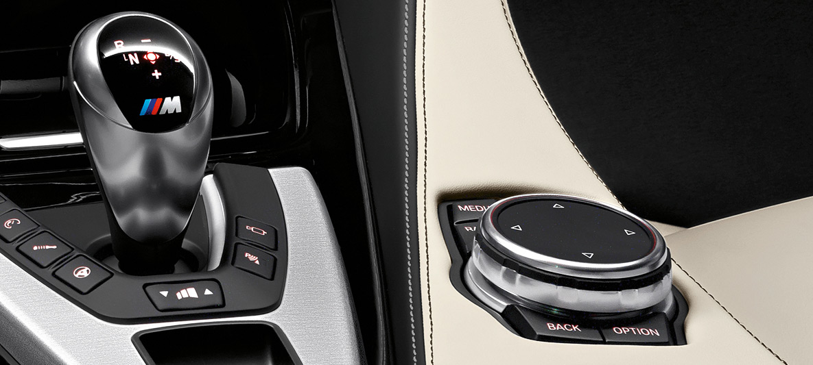 M double-clutch transmission with Drivelogic M double-clutch transmission with Drivelogic