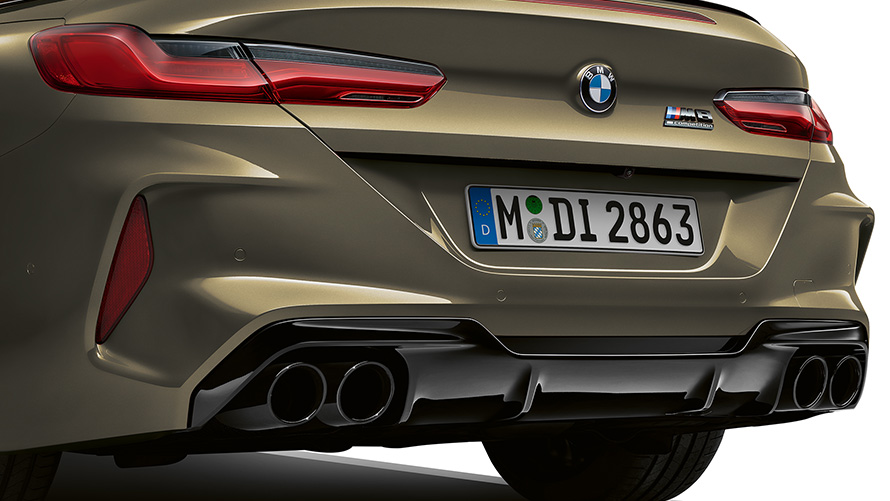 BMW M8 Competition Convertible F91 LCI Facelift 2022 BMW Individual Brass metallic rear view close-up