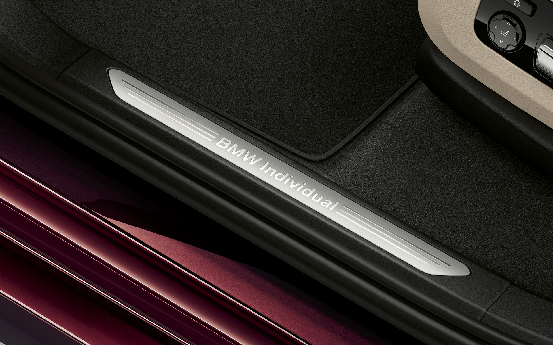 BMW X7 Individual G07 2019 ametrin metallic Illuminated entry sills with BMW Individual designation BMW X7 Individual xDrive40i G07 2018 ametrin metallic Illuminated entry sills with BMW Individual designation