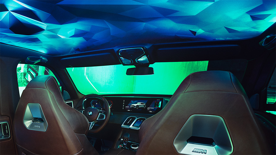 BMW Concept XM (G09) interior side view close-up Headliner