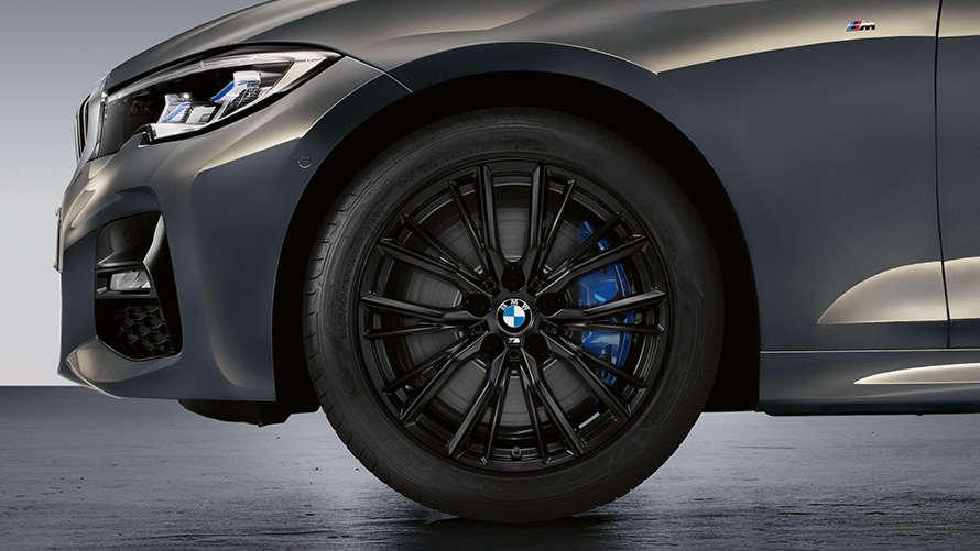 18" M Performance Double-spoke Style 796 M 18" M Performance Light Alloy Wheel Double-spoke Style 796 M Jet Black Matt, Winter Complete Wheel front