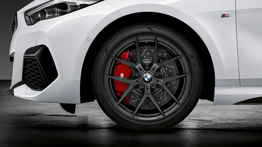 18" M Performance V-spoke Style 554 M 18" M Performance Forged Wheel V-spoke Style 554 M Jet Black Matt, Winter Complete Wheel