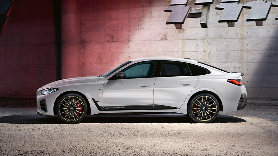 BMW 4 Series Gran Coupé G26 ICE side view BMW M Performance Parts BMW 4 Series Gran Coupé G26 ICE side view